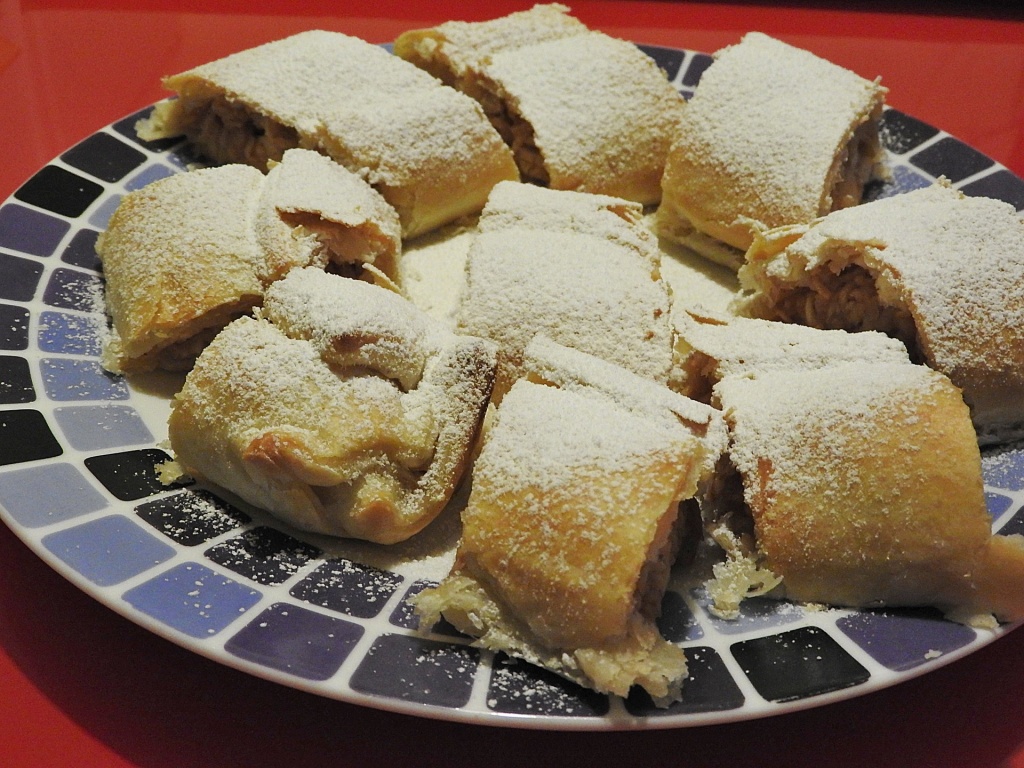 Щрудел с ябълка и тиква